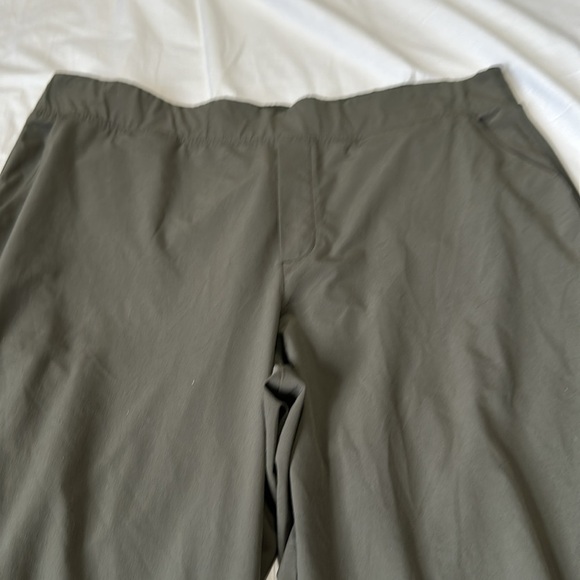Athleta Pants Womens 18 Green  Brooklyn Mid Rise Ankle Pull On Performance - Picture 2 of 8